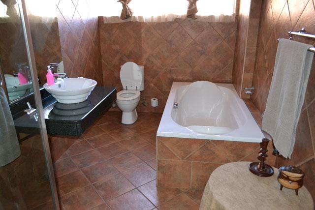 Jacaranda Lodge Polokwane Esterno foto